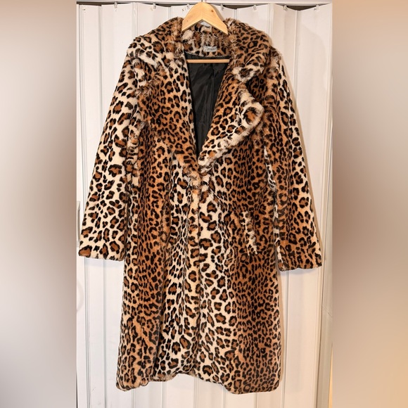 Studio Jackets & Blazers - Studio Leopard Print Faux Fur Coat in Brown and Cream